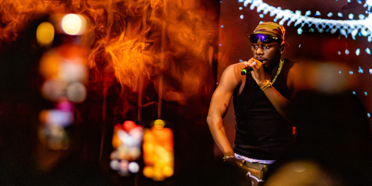 Tiakola enflamme le Palais des Sports Mahamasina